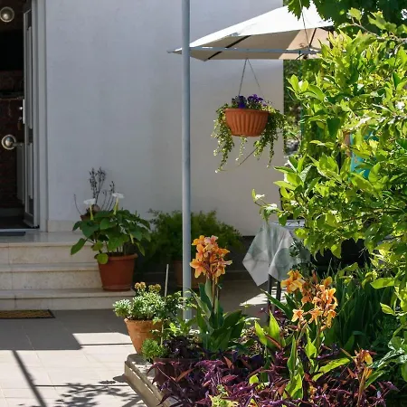 Beba - Peaceful Location Gasthof Trogir