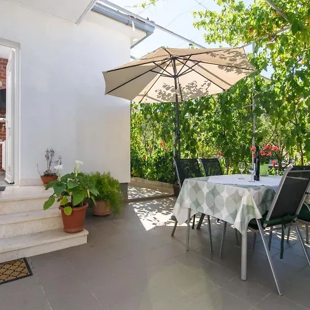 Beba - Peaceful Location بيت ضيافة 3*