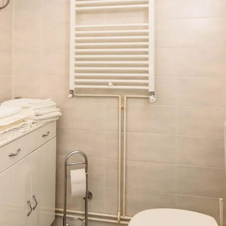 Beba - Peaceful Location Gasthof Trogir