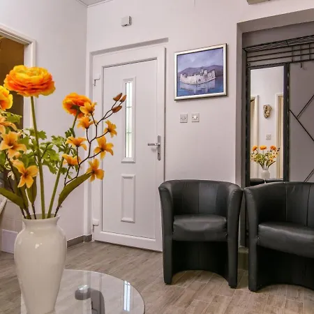 Beba - Peaceful Location Gasthof Trogir