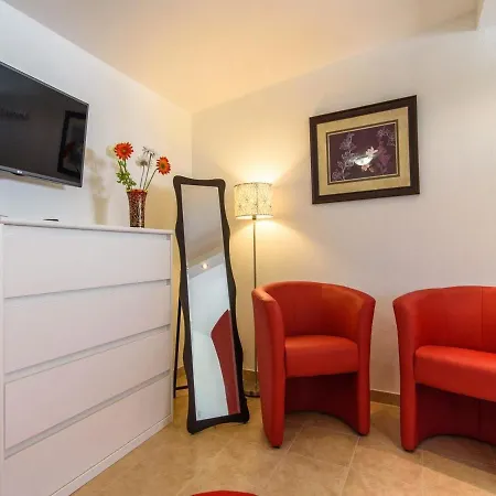 Beba - Peaceful Location 3*